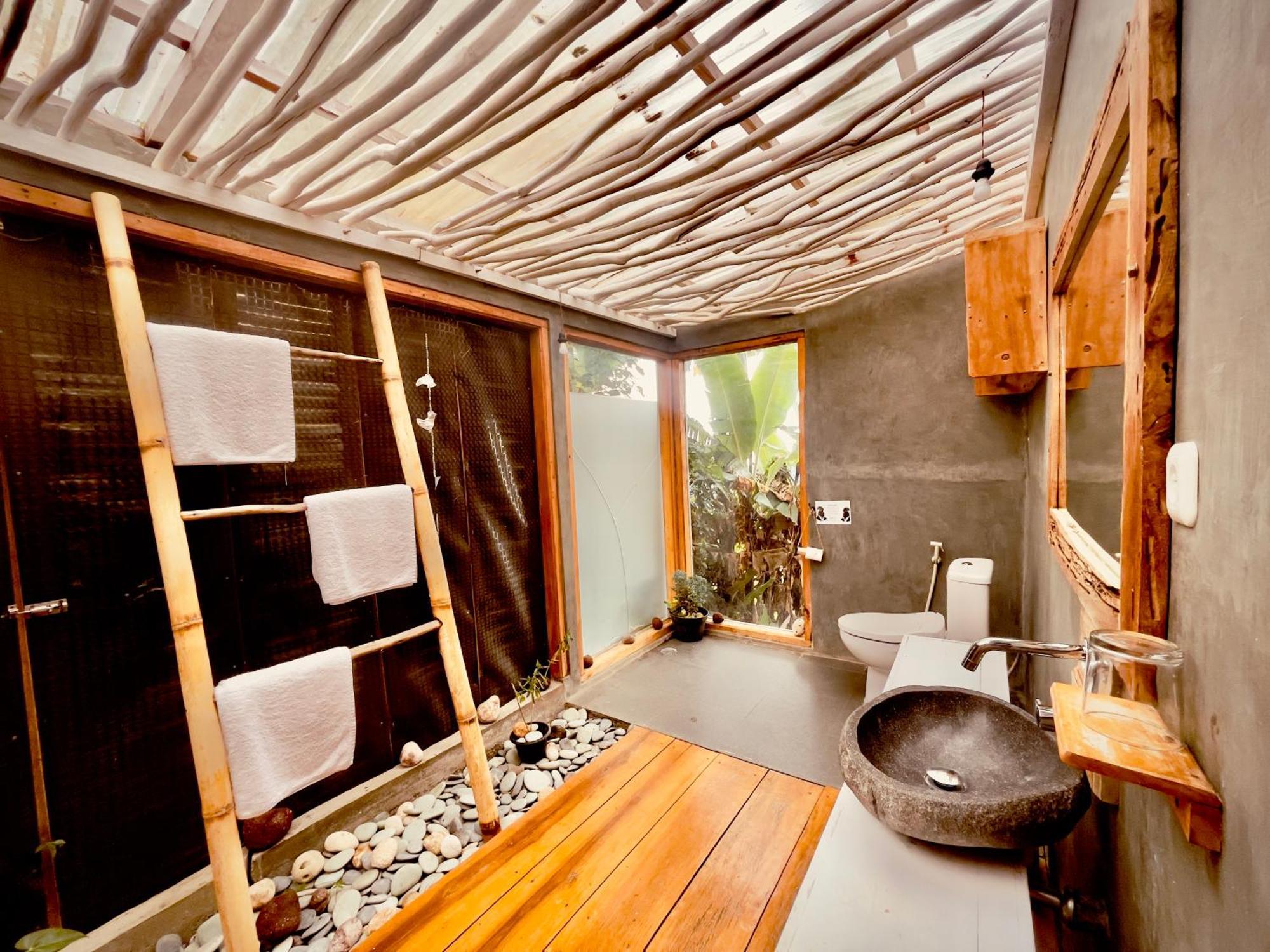 Hotel Manulalu Jungle Bajawa Zewnętrze zdjęcie